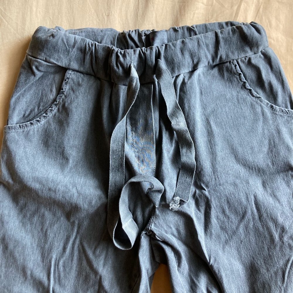 TINA Stephens Made in Italy Grey Drawstring Pants with Pockets